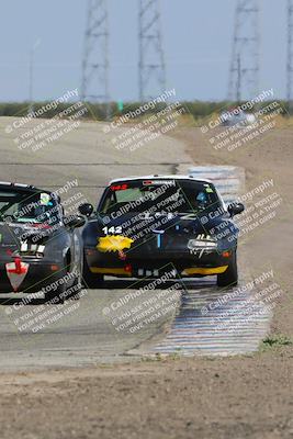 media/Oct-01-2023-24 Hours of Lemons (Sun) [[82277b781d]]/1045am (Outside Grapevine)/